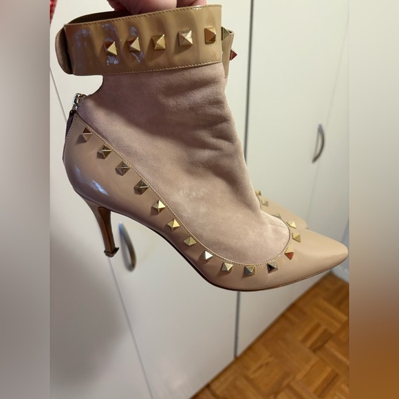 VALENTINO Garavani rockstud booties 38.5 preowned with box size 8.5 US - Picture 5 of 16